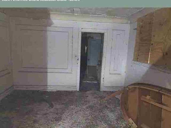 15422 Manor
