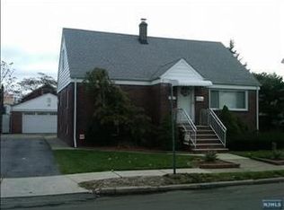 178 Holt St, Hackensack, NJ 07601