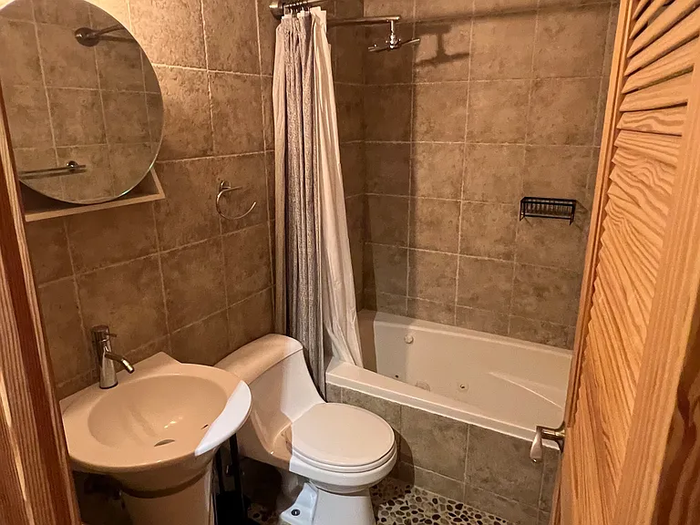 2515 Sunset Dr — Photo 15