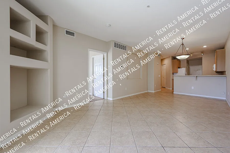 Building Photo - 6535 E Superstition Springs Blvd #147