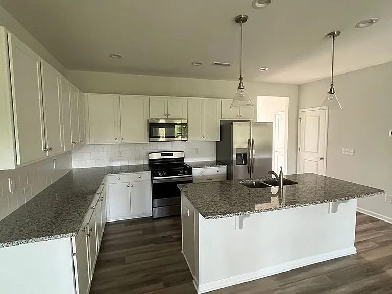 739 Putney Hill Rd — Photo 10