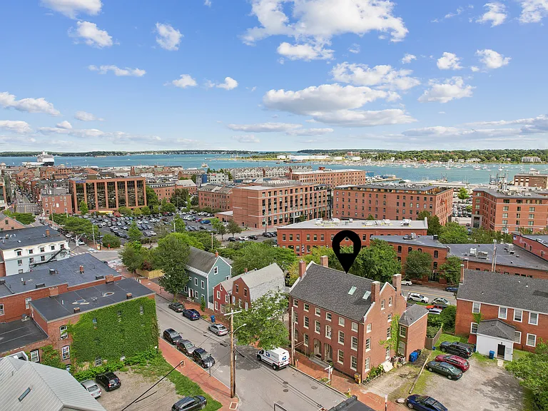32 Pleasant St #2 — Photo 16