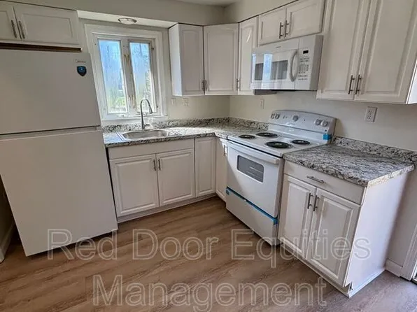 951 Goodwin Ave, Lancaster, OH 43130