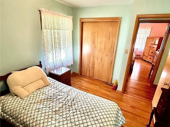 5th image of 29136 Homewood Dr
