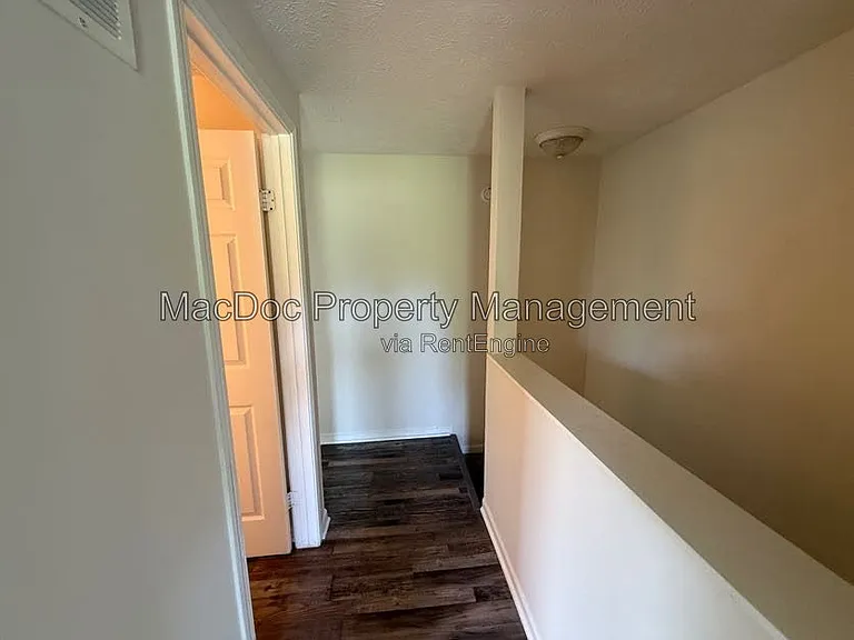 4749 Hedrick Ln — Photo 24