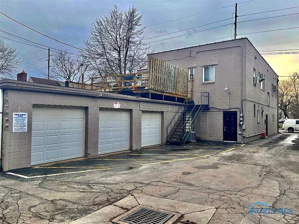 4444 Jackman Rd. Toledo, Ohio 43612 Lower Apartments Toledo, OH