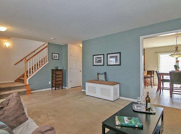 3rd image of 6107 Windmill Way