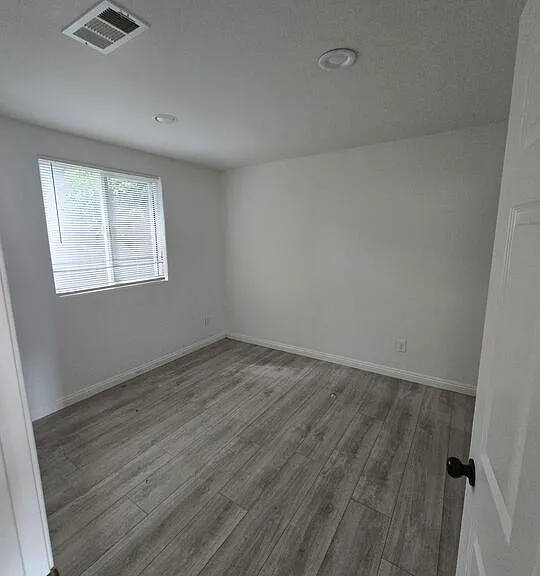 8822 Orchard Ave — Photo 12