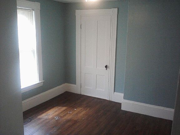 bedroom still cleaning flrs.