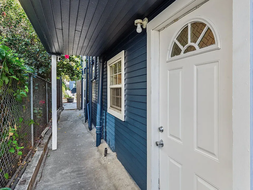 908 36th Ave