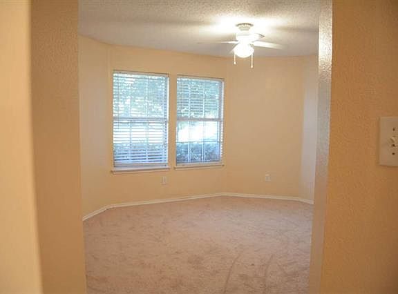 4th image of 2616 Bishop Allen Ln