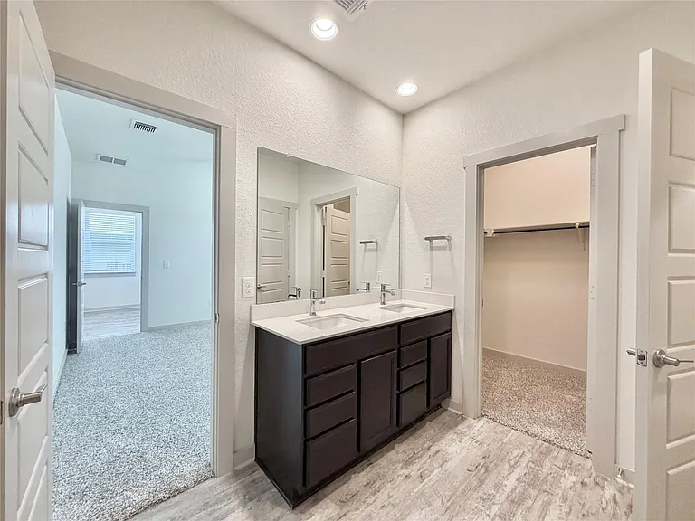 10214 Norshire Ln — Photo 14