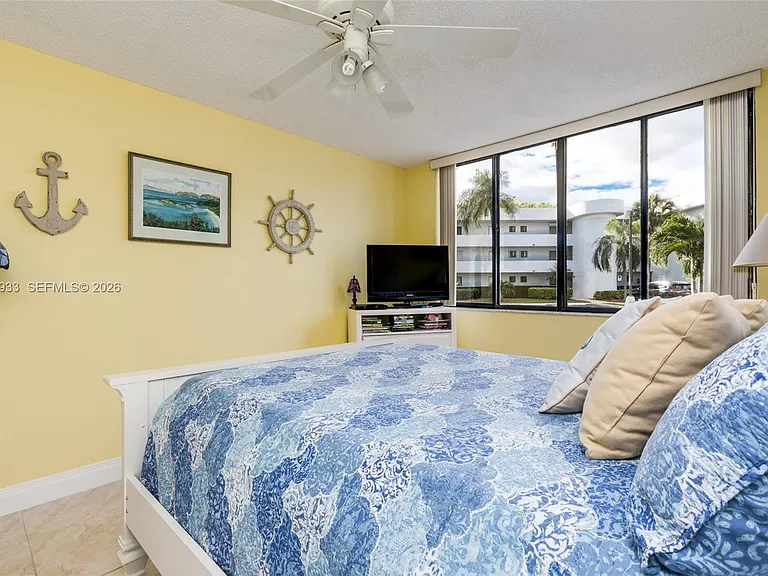 1410 Sheridan St #9I — Photo 10