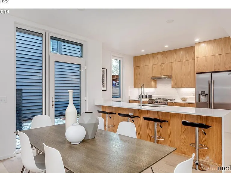2035 SW Vermont St #2 — Photo 16