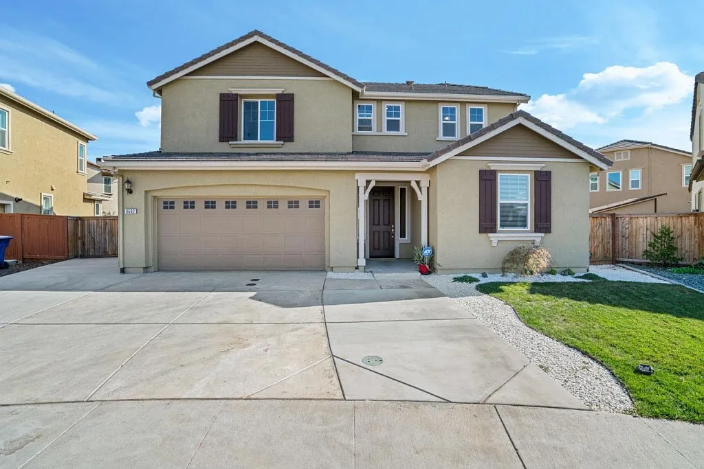 8682 Ventasso Way photo 1