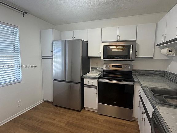 2nd image of 3031 Holiday Springs Blvd #205-7
