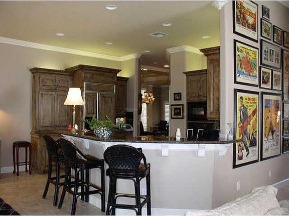 4th image of 3320 N Stone Brook Ct
