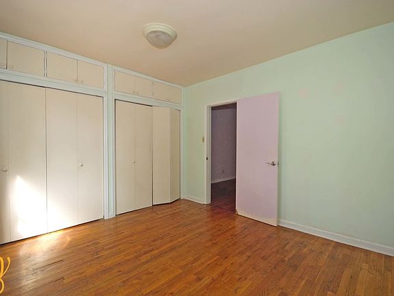 3rd image of 911 8th Ave #2C