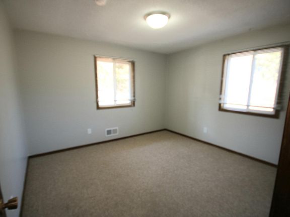 3rd image of 16235 Guadalcanal St NE