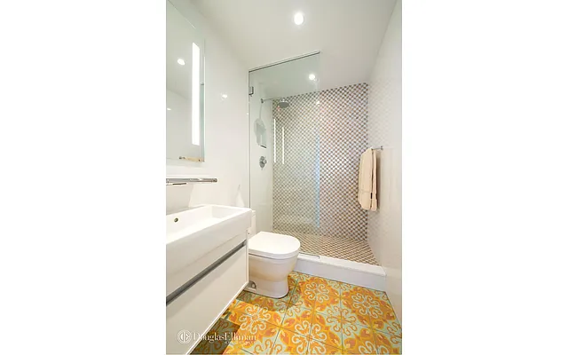 Sold by Douglas Elliman | media 16