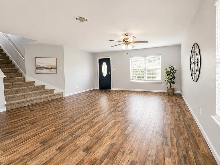 11418 Fort Wyne Dr — Photo 9