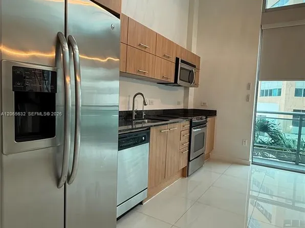 350 S Miami Ave APT 302, Miami, FL 33130