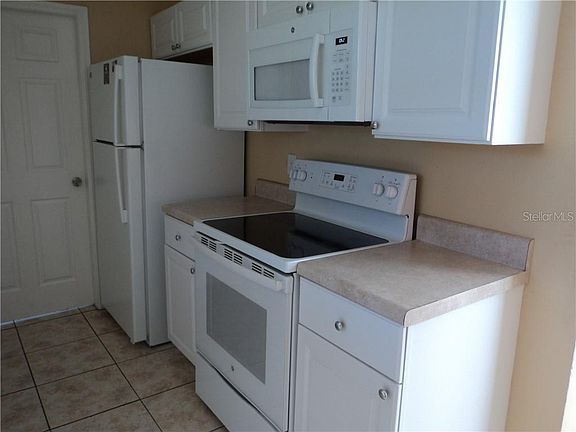 5th image of 22155 Bahama Ln