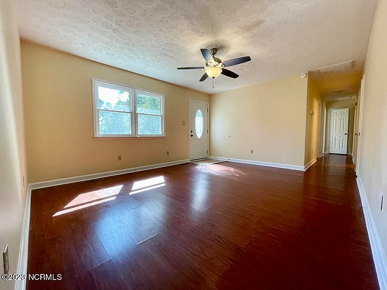 3804 Brandywine Dr — Photo 7