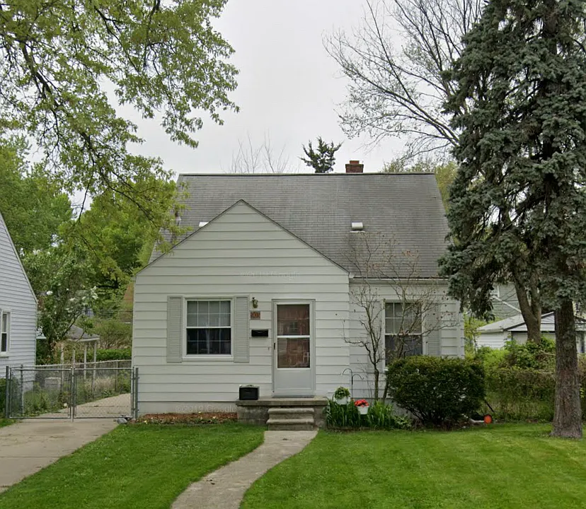 903 N Connecticut Ave