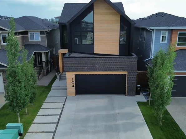104 Edgewater Cir, Leduc, AB T9E 1K5