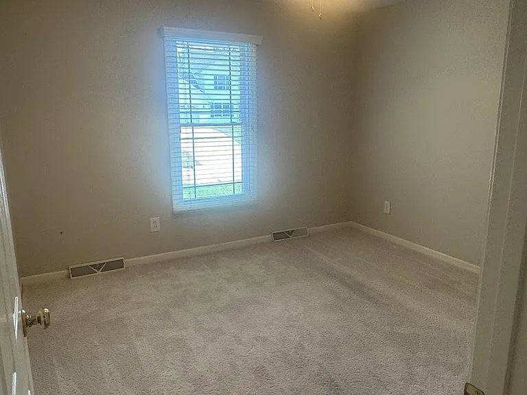 1108 Meadows Pl — Photo 20