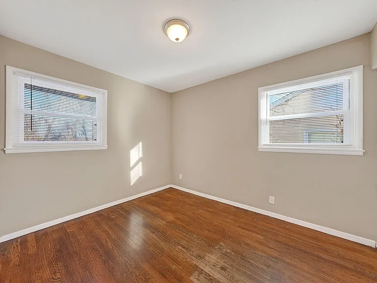 10617 Dunkeld Cir — Photo 24
