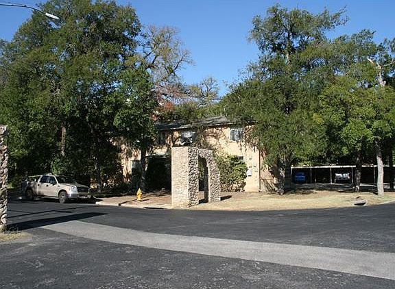 2nd image of 1518 Parkway APT 1