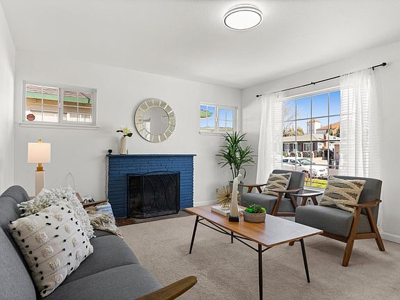 3rd image of 3069 Warrington Ave
