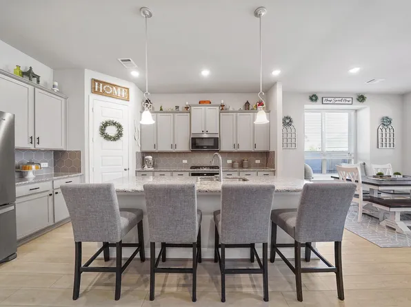 10267 Bayou Oaks Dr, Conroe, TX 77385