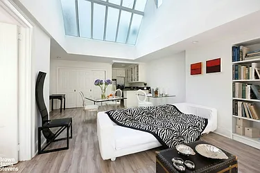 31 Gramercy Park South
