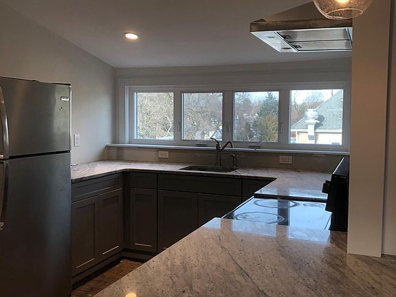 4th image of 314 Brower Ave Floor 3