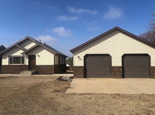 14000 52nd St NE, Baldwin, ND 58521