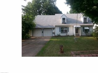 51 Woodland Rd, Painesville, OH 44077