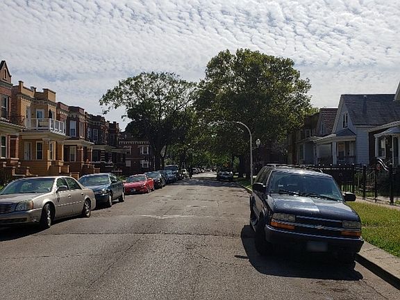 4th image of 1019 N Menard Ave