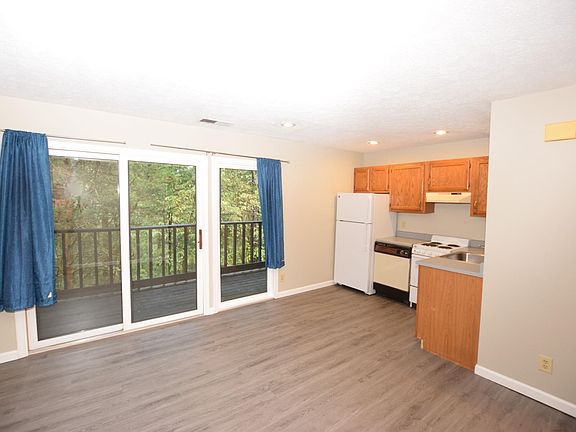 2nd image of 9229 S Pointe Retreat Dr