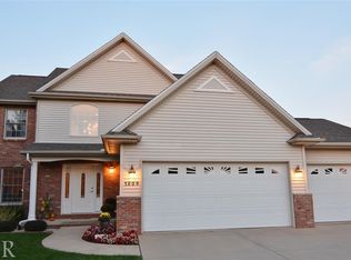 1504 Olmsted Rd, Normal, IL 61761