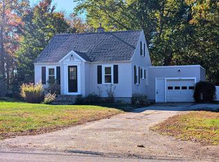 4697 S Quarterline Rd, Muskegon, MI 49444