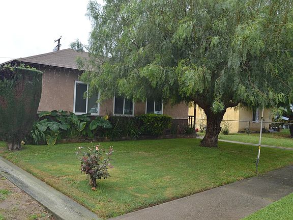 2nd image of 13030 Rosecrans Ave