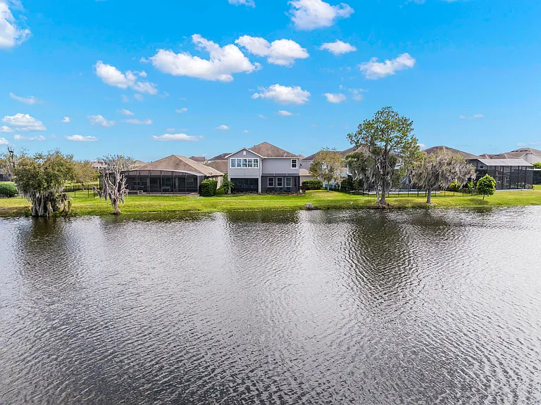 15514 Lake Burnett Shore Ct — Photo 24