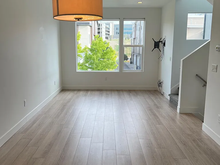 1008 W Rooftop Dr — Photo 6