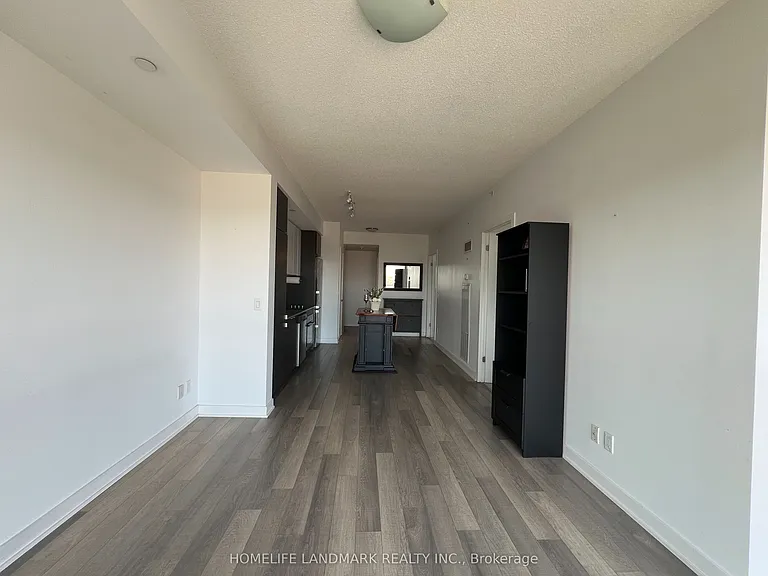 5220 Dundas St #D414 — Photo 13