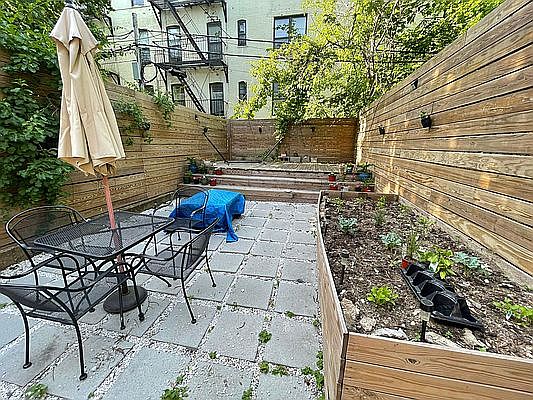 1st image of 293 Mac Dougal St #1