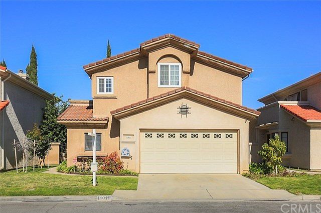 1st image of 11011 Green Tree Ln