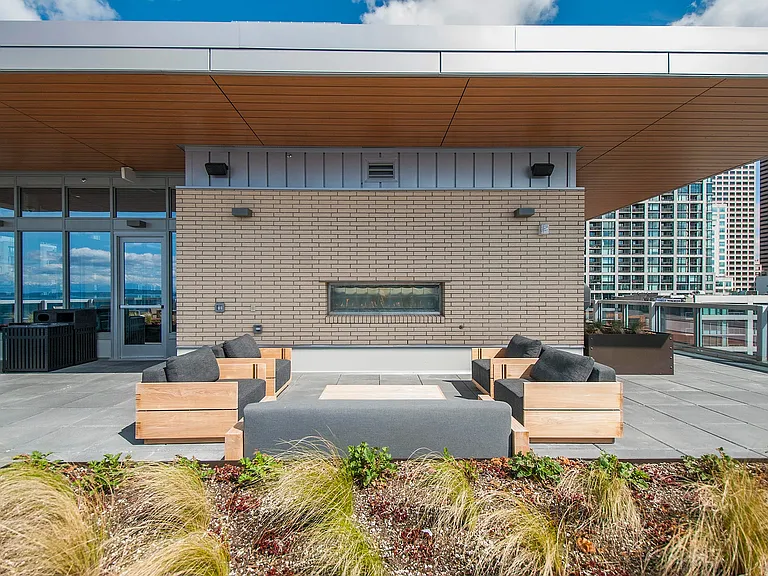 waterfront_amenity_Rooftop Deck _0090